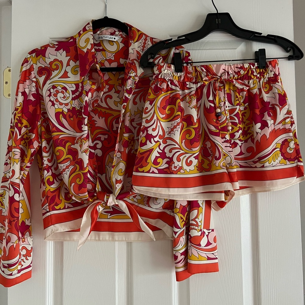 Zara Retro Top and Shorts Set Size S
